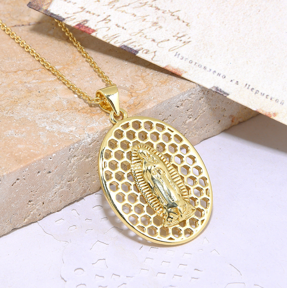 Oval Copper Micro Zircon-inlaid Pendant Necklace